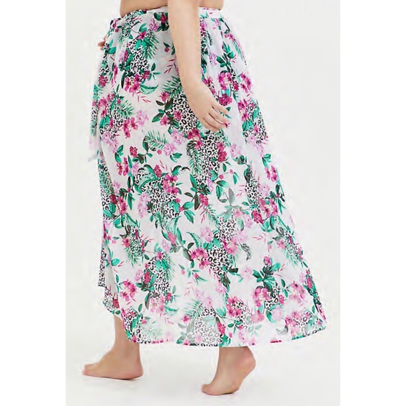 Torrid White Tropical Leopard Chiffon Sarong Swim - Picture 2 of 8